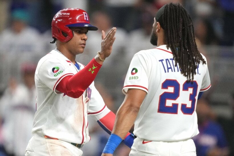 ニカラグア戦に出場したフアン・ソト（左＝ロイター）