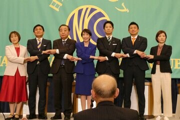 左から田村智子氏、玉木雄一郎氏、野田佳彦氏、高市早苗氏、藤田文武氏、神谷宗幣氏、大石あきこ氏