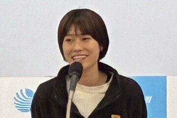 倉持莉々