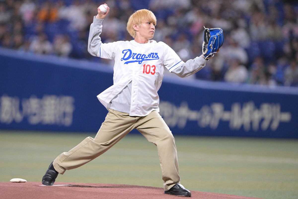 rrrさん専用まとめ割引済み【WEST神山智洋着用】セイント ロンT 写真：WEST.神山智洋が中日戦始球式後に〝メンバー愛〟語る「かなり