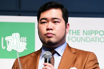 「親子ズレない防災」のイベントに登場した令和ロマン・松井ケムリ