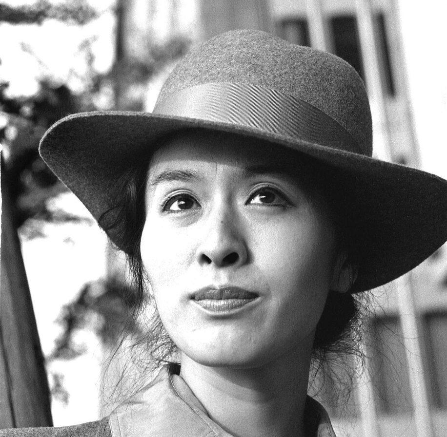 吉永小百合と並ぶ〝別格〟名女優 栗原小巻の高貴かつ優雅な「フフフッ」 | 東スポWEB