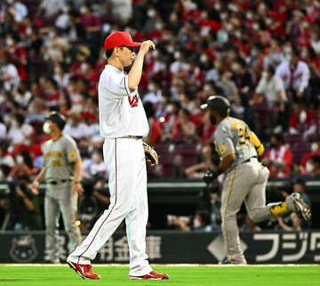  ４回、阪神・ロハスに２ランを浴びた広島・大瀬良（東スポWeb）