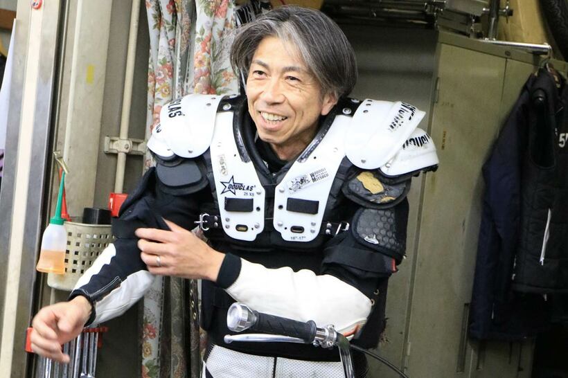 １７００勝を達成した高橋貢