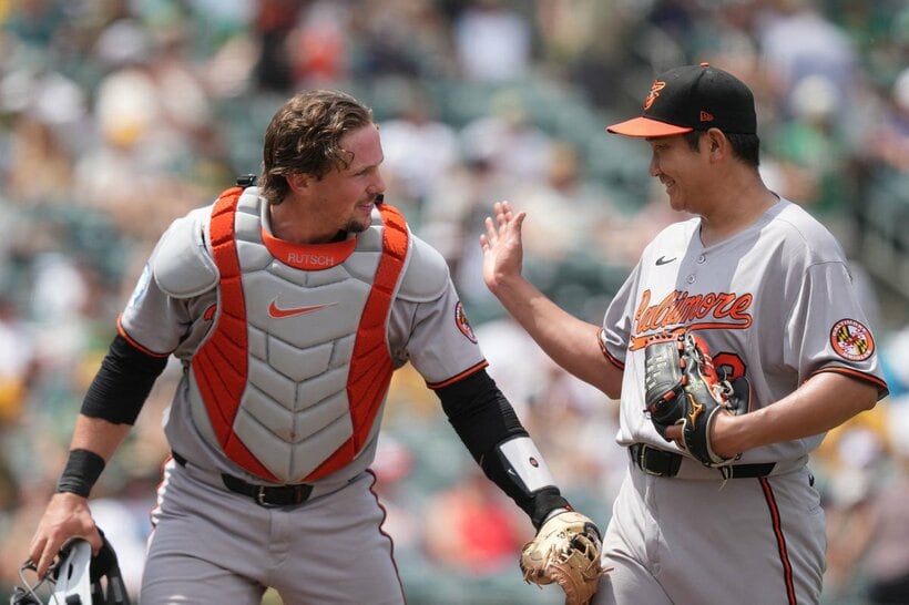 ラッチマンと菅野（ロイター）