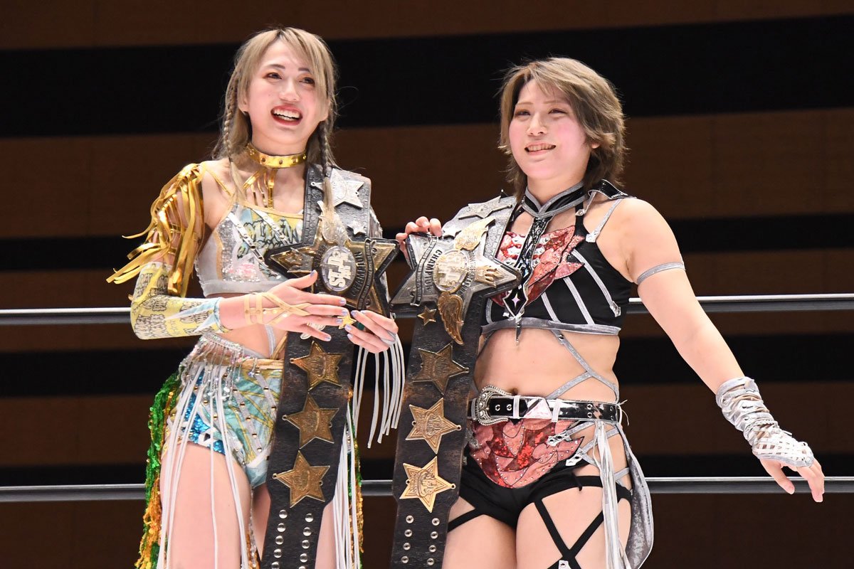 「アフロディーテ」でゴッデス王者だった林下詩美(右)と上谷沙弥(2024年)