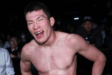 〝ナスガワ一族研究家〟の第一人者・青木真也