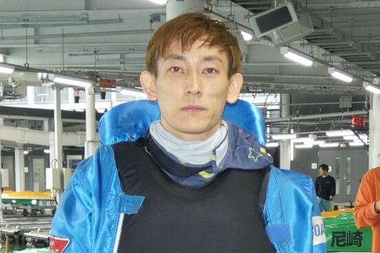 優勝戦はセンターから果敢に攻めにいく若林義人