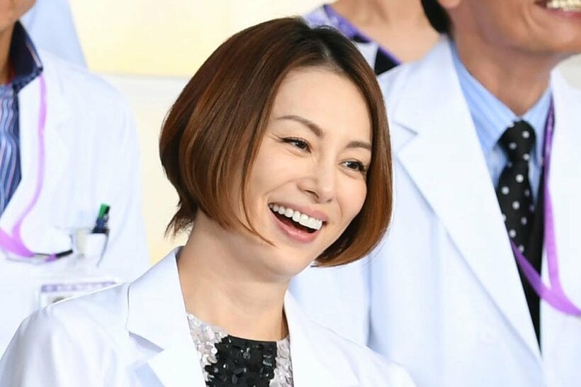 大門未知子を演じる米倉涼子
