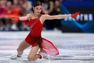 中立選手として女子シングルに出場するロシアのアデリア・ペトロシャン（ロイター）
