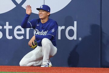 トレーニングをする山本由伸
