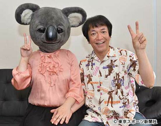 妻(左)と河崎監督