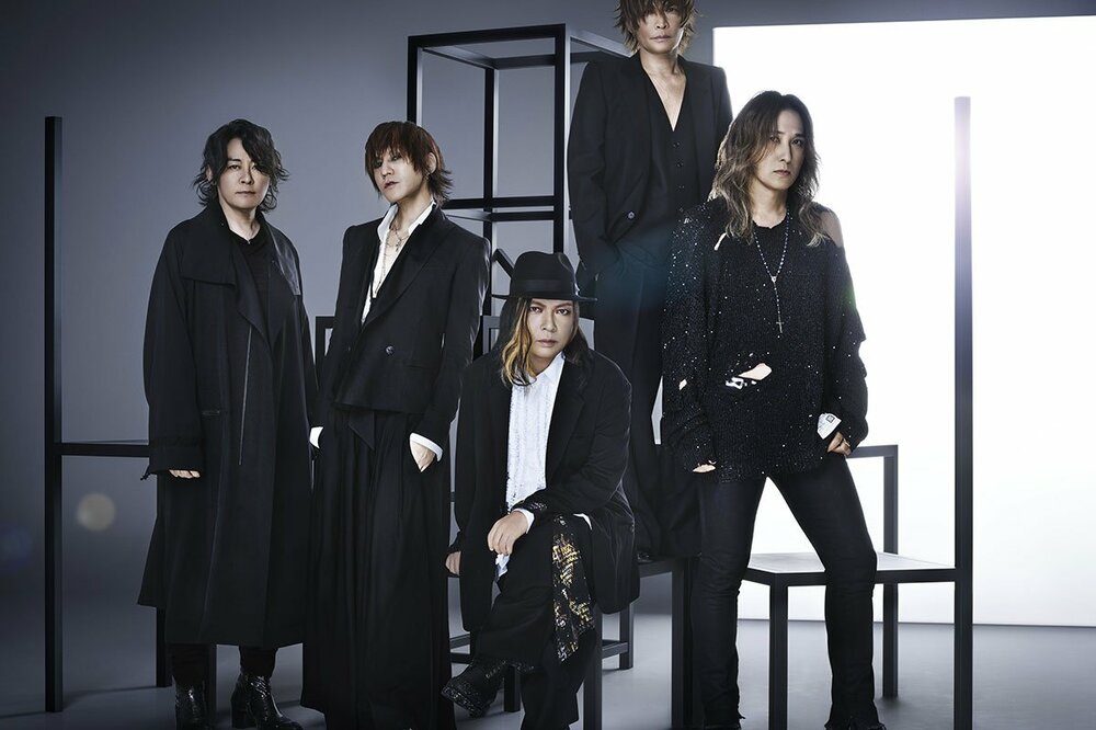 ３月１２日に解禁されたＬＵＮＡ　ＳＥＡの新アーティスト写真、真矢さんの姿も