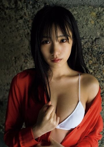  「週刊プレイボーイ５号」に登場するNMB48・横野すみれ（C）佐藤裕之／週刊プレイボーイ