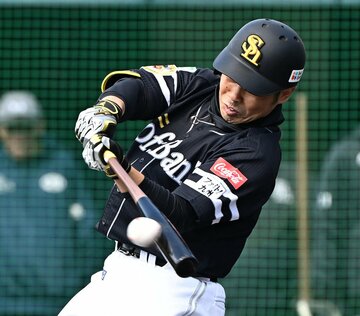 ライブＢＰで徐若熙からヒットを放つ近藤健介