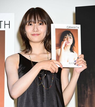  浅川梨奈（東スポWeb）
