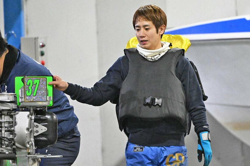 今節は２連対率３８％の中堅機を手にした関浩哉