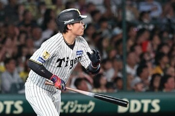 ６回、２０号ソロ本塁打を放った大山悠輔