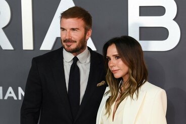 デービッド・ベッカム氏（左）と妻のビクトリアさん（ロイター）