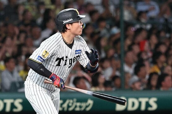 ６回、２０号ソロ本塁打を放った大山悠輔