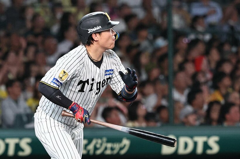 ６回、２０号ソロ本塁打を放った大山悠輔