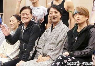  左から陣内孝則、市川九團次、諸星和己