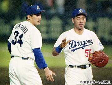 ともに汗を流した大豊氏（右）と山本昌（１９９６年）