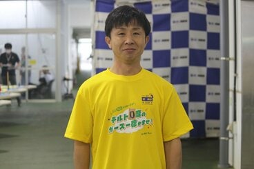 胸のチルト３度をガムテープで０度に修正した菅章哉