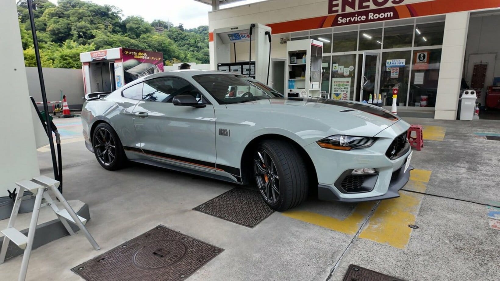 上村優也の愛車「マスタングマッハ１」（本人提供）