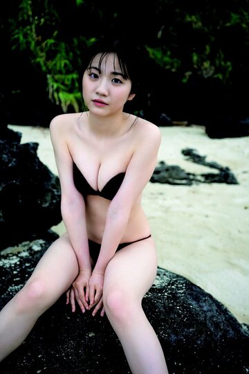 永岡ゆきねの1st写真集「ゆきねのね」の先行カット（©HIROKAZU／講談社）