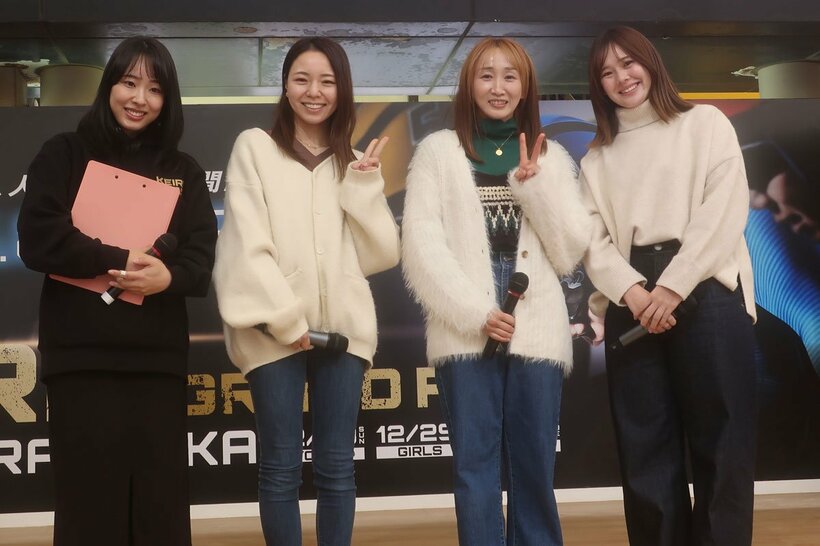 左からＭＣの高木真備さん、大山千広、藤本梨恵、高木佑真