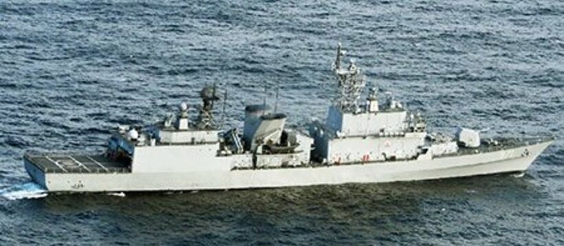  レーダー照射したとされる韓国の駆逐艦（防衛相提供、ロイター）