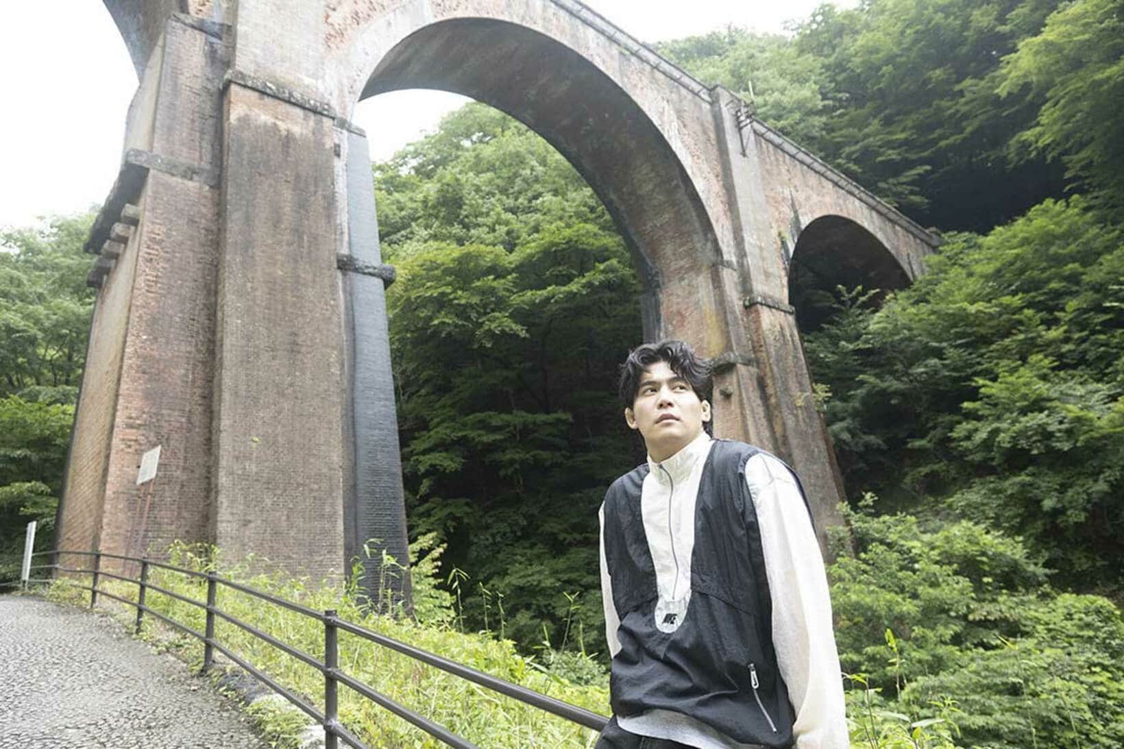 安齊勇馬 写真集からの公開カット