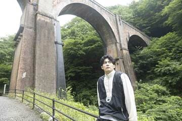 安齊勇馬 写真集からの公開カット