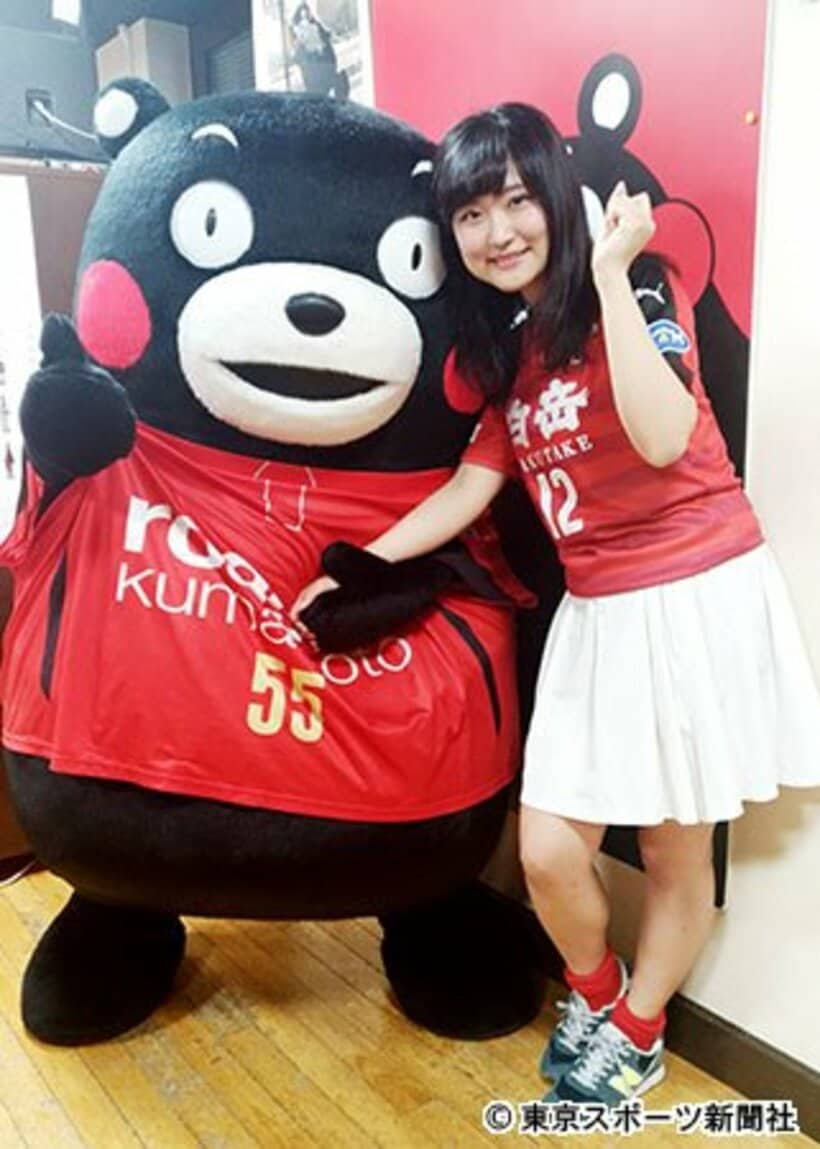 くまモンとイベントを行った鈴木みのり