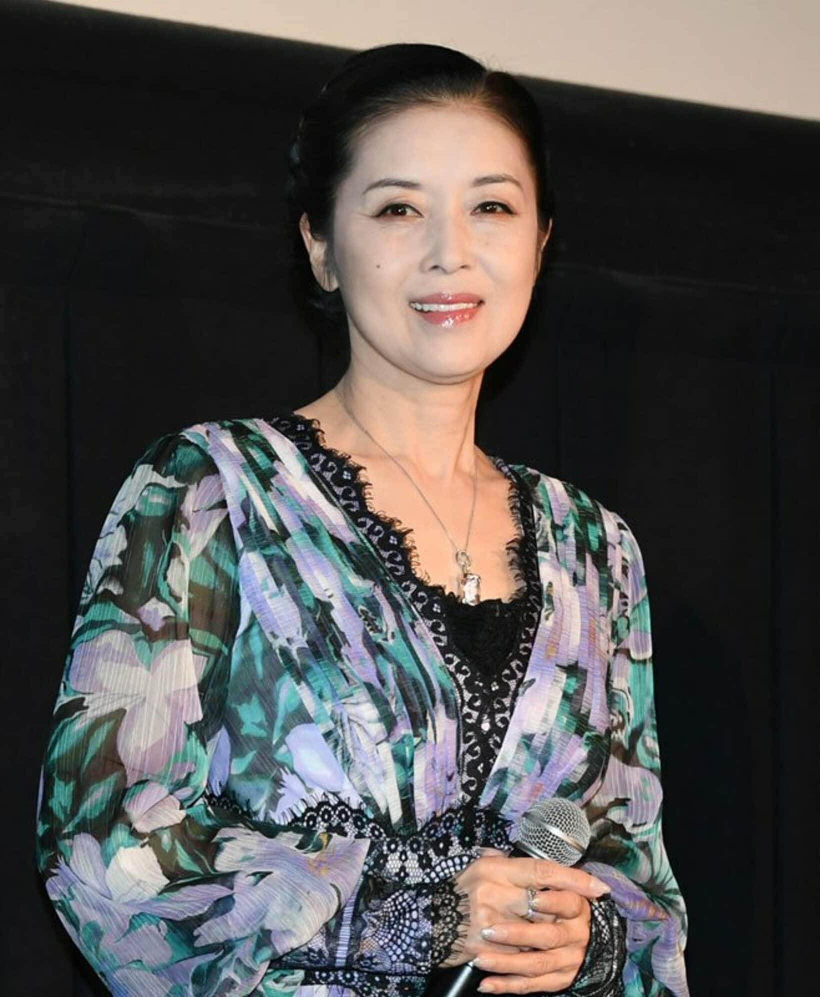 藤 あや子
