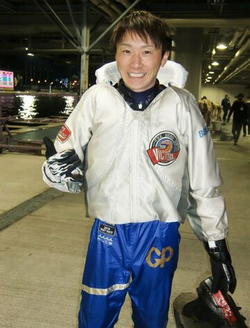  優勝へ態勢万全の峰竜太