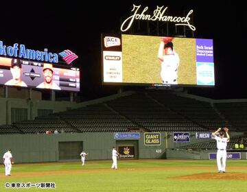  メジャー初救援の松坂は敗戦投手に（１１年５月）