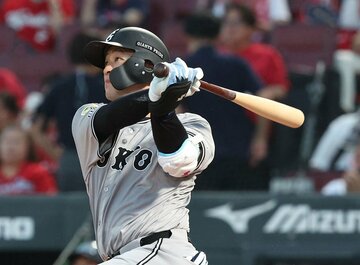 ２回、６号２ランを放った巨人・岸田行倫