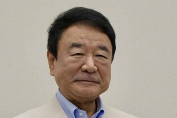 青山繁晴氏