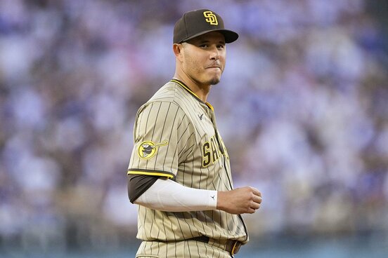 節目の記録が迫るパドレス内野手のマチャド（ロイター）