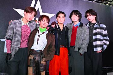 STARGLOW（左からGOICHI、TAIKI、KANON、RUI、ADAM）