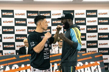 計量をクリアした平山迅（左）とロクク・ダリ