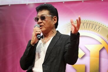 トークショーを行った小沢仁志