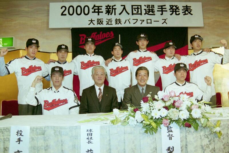 写真：岩隈久志が巨人入団 最初のキャッチボール相手は近鉄同期の元