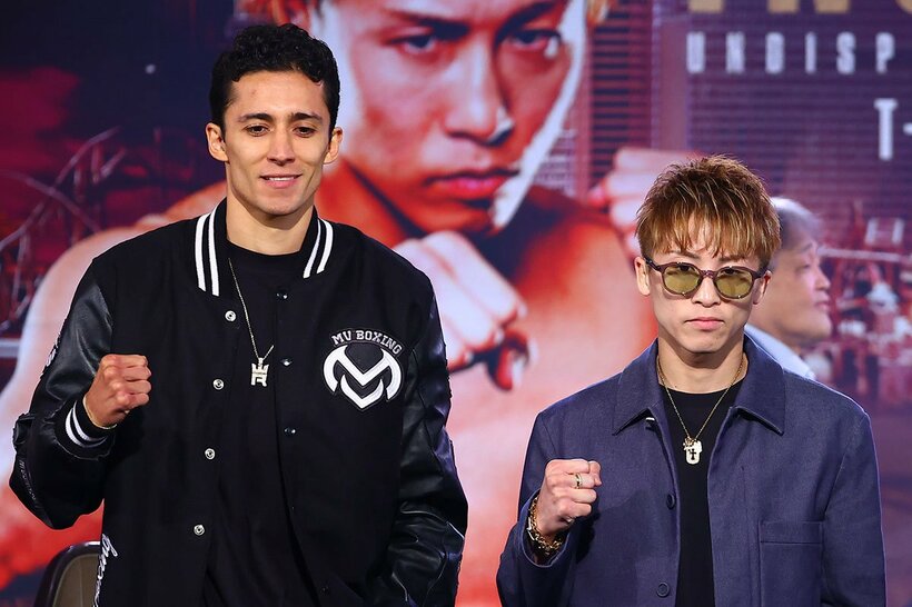 ラファエル・エスピノサ（左）と井上尚弥