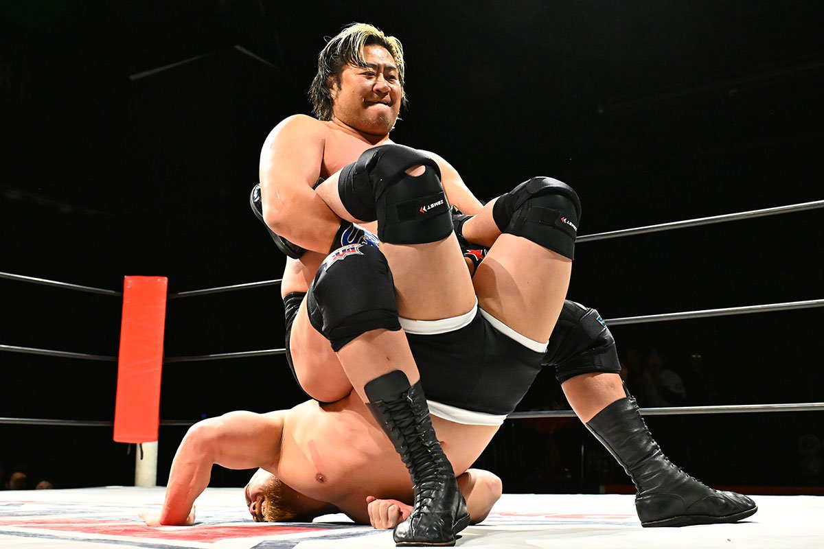 プロレス交響楽 激動のマット界 img_26600aa2e85a239430fdd6331a