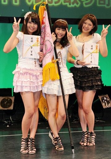  左からNegiccoのKaede、Nao☆、Megu