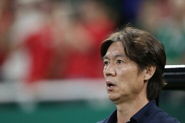 洪明甫監督