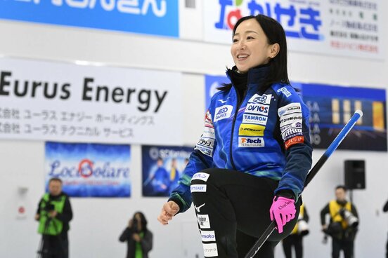 笑みを浮かべるロコ・ソラーレの藤沢五月（C）JCA/H.IDE